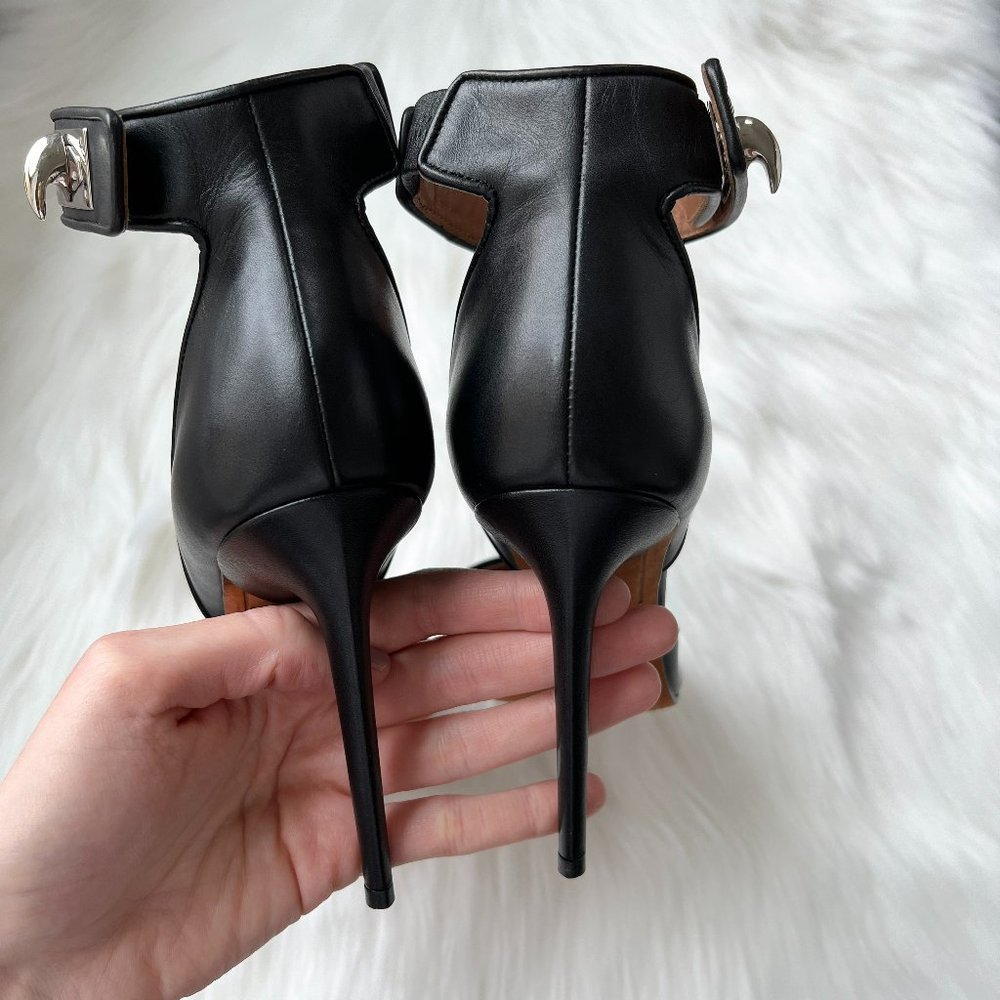 Givenchy Black Leather Lock Anke Strap Sandals Si… - image 6